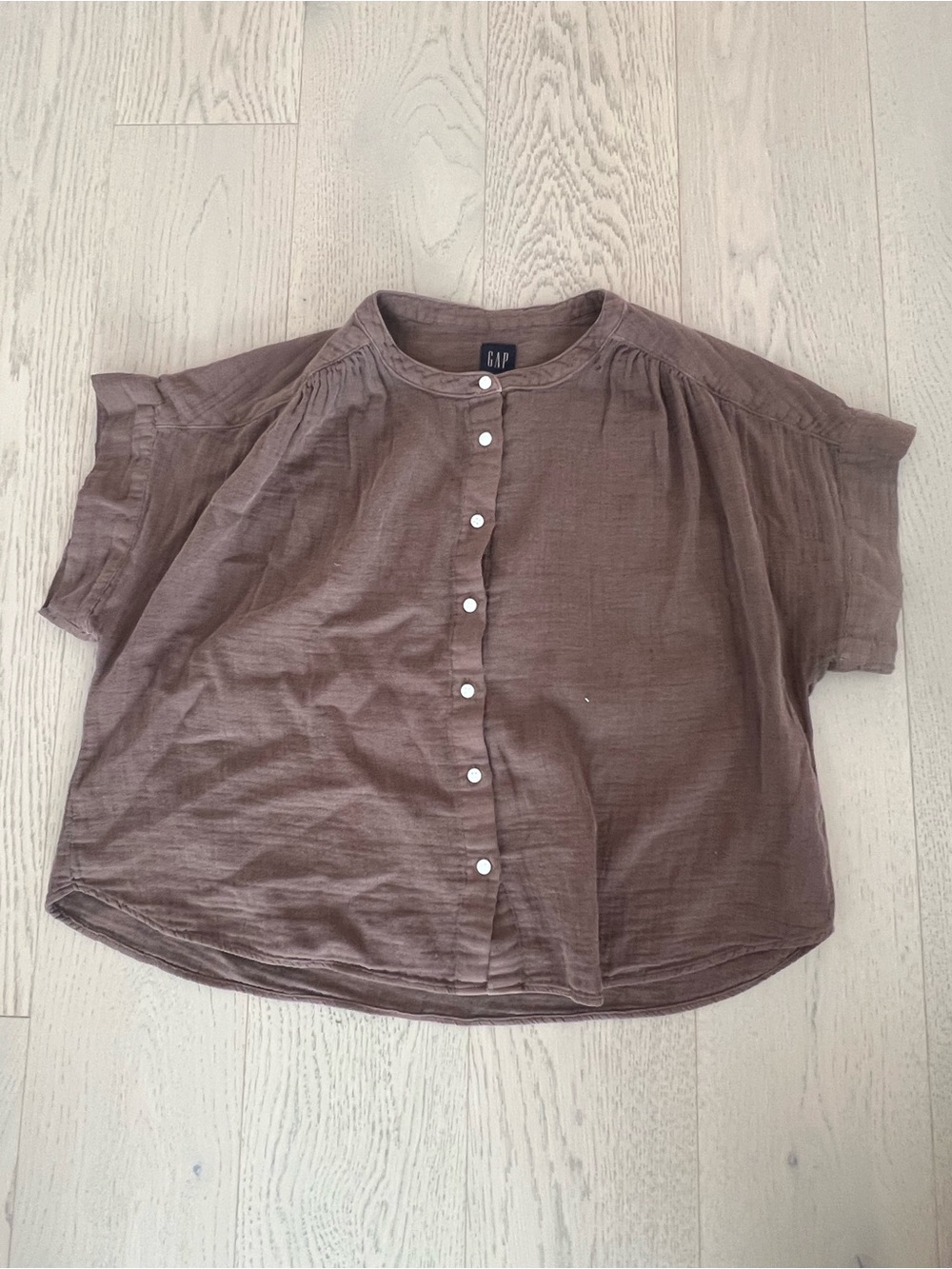 GAP Brown Short-Sleeve Button-Down Top